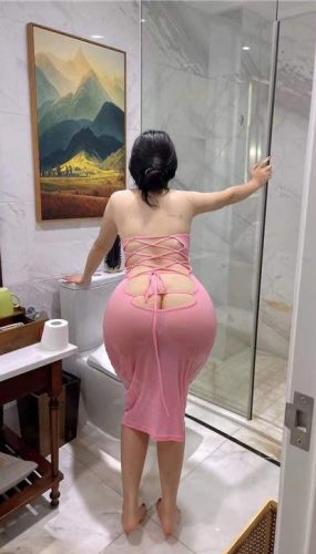 迷人的五姨太 – 湿身诱惑 [19P/72MB]