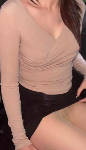 【视频】小逗逗 #秀人网 尺度私发福利 露露露